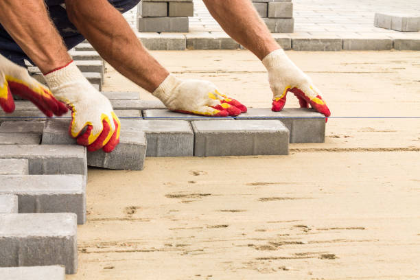 Best Professional Driveway Pavers  in Huntington, VA